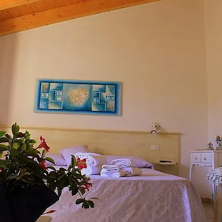 Il Melograno Di Nora Bed & Breakfast