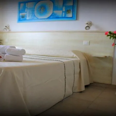 Il Melograno Di Nora Bed & Breakfast Pula